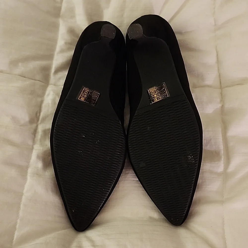 Comodo Suede Pumps Black Size 6.5